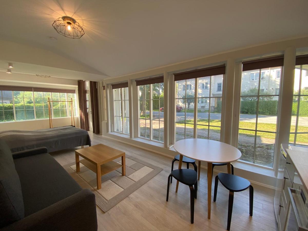 Captain'S House - Kaptenimaja - Apartments Kärdla Dış mekan fotoğraf